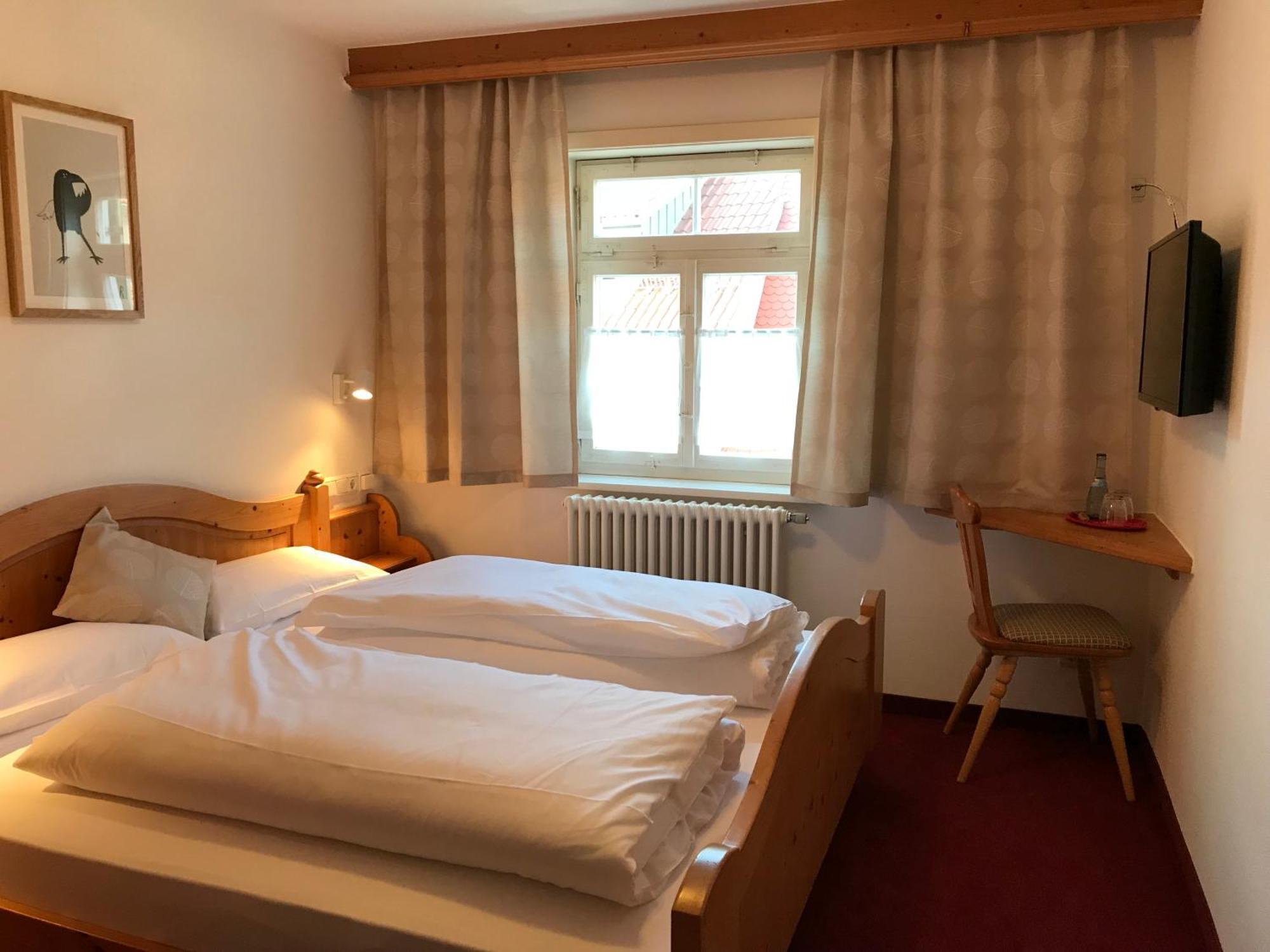Hotel Hohe Schule Bad Überkingen Pokoj fotografie